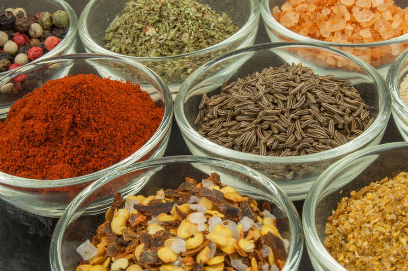 spices, cooking spices, peppercorns, fennel, cayenne pepper